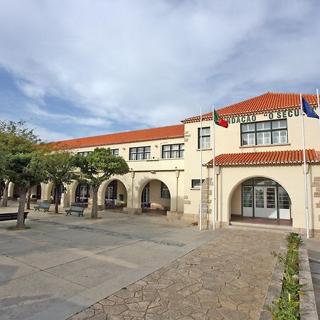Turismo Do Seculo Hotel เอสตอริล ภายนอก รูปภาพ Town Hall